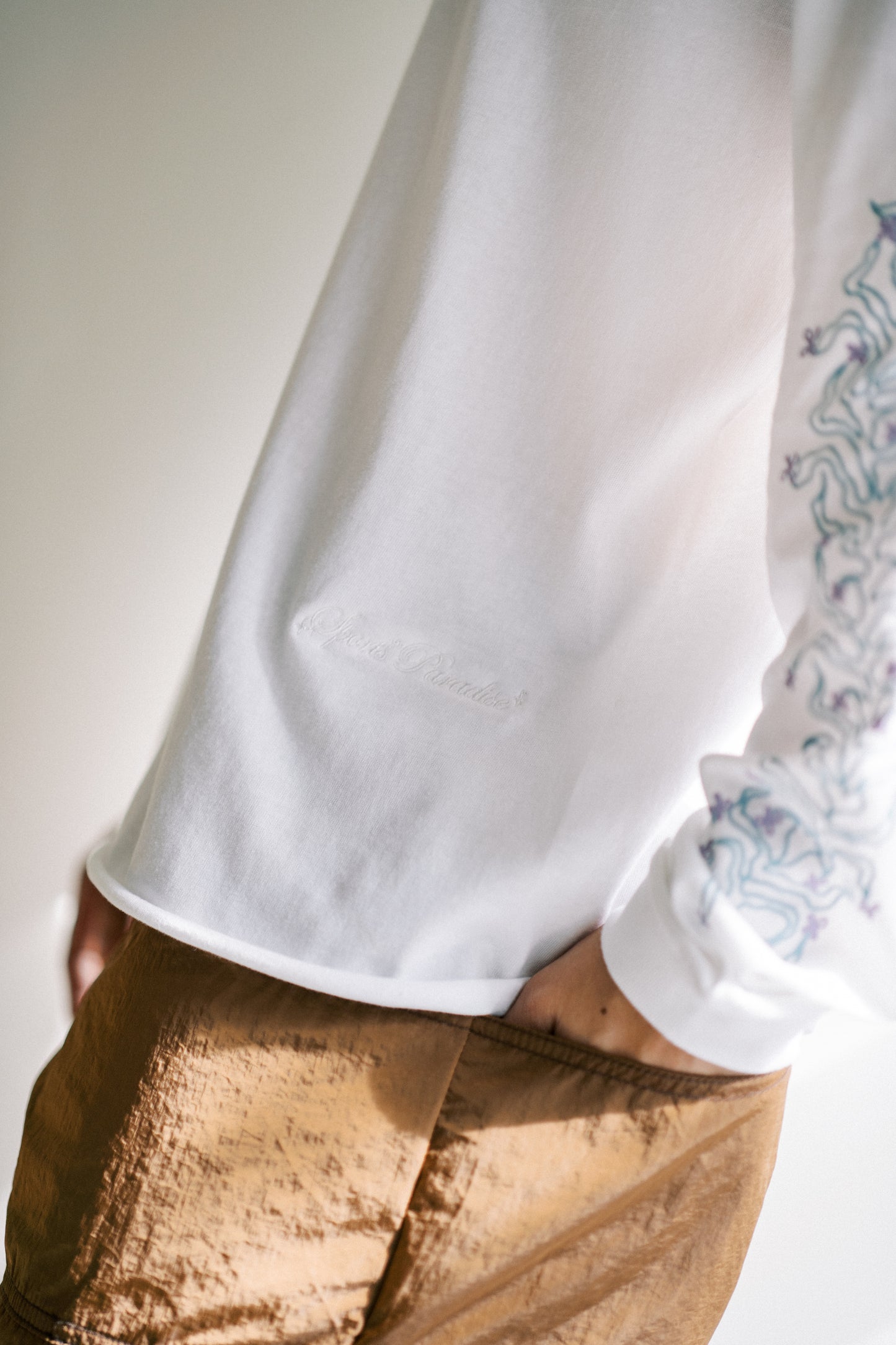 GILIA - Long Tee